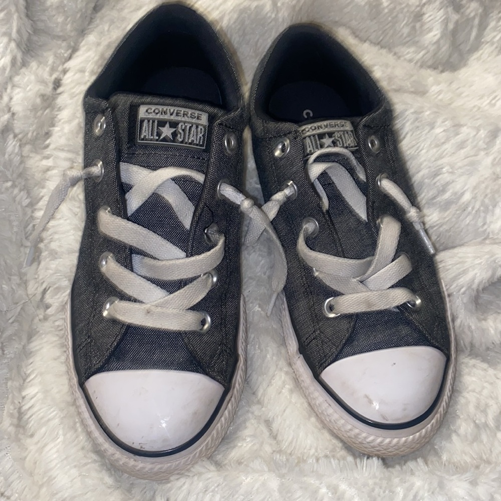 Converse - Picture 2 of 2